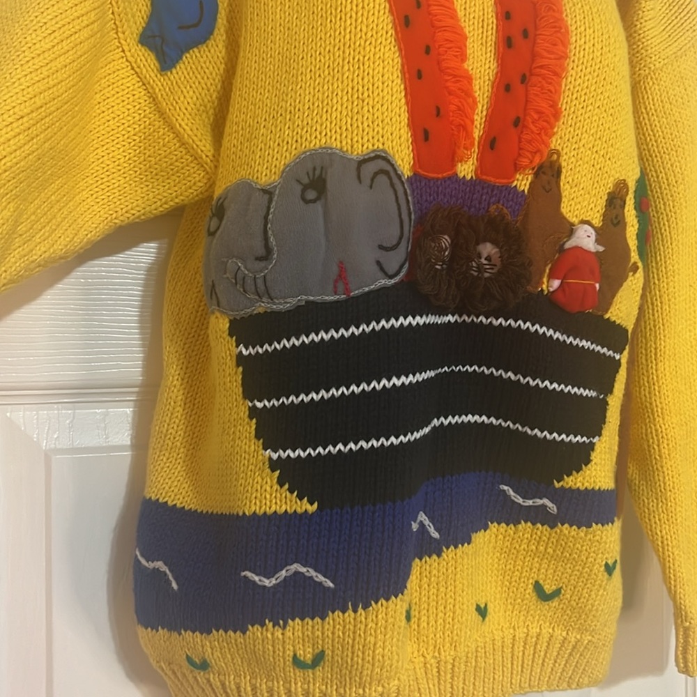 Aunti M’s Fantasies Noah’s Ark child yellow crew neck pullover sweater, size L - Picture 6 of 13